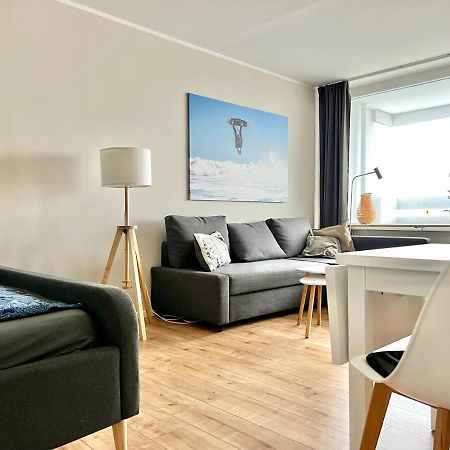 Weitblick Apartment Direkt Am Park Mit Kostenlosem Parkplatz بريمرهافن المظهر الخارجي الصورة